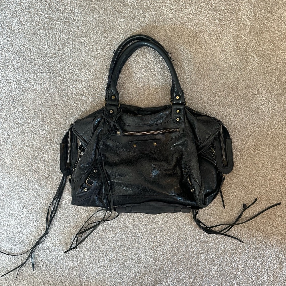 Used Balenciaga black city bag